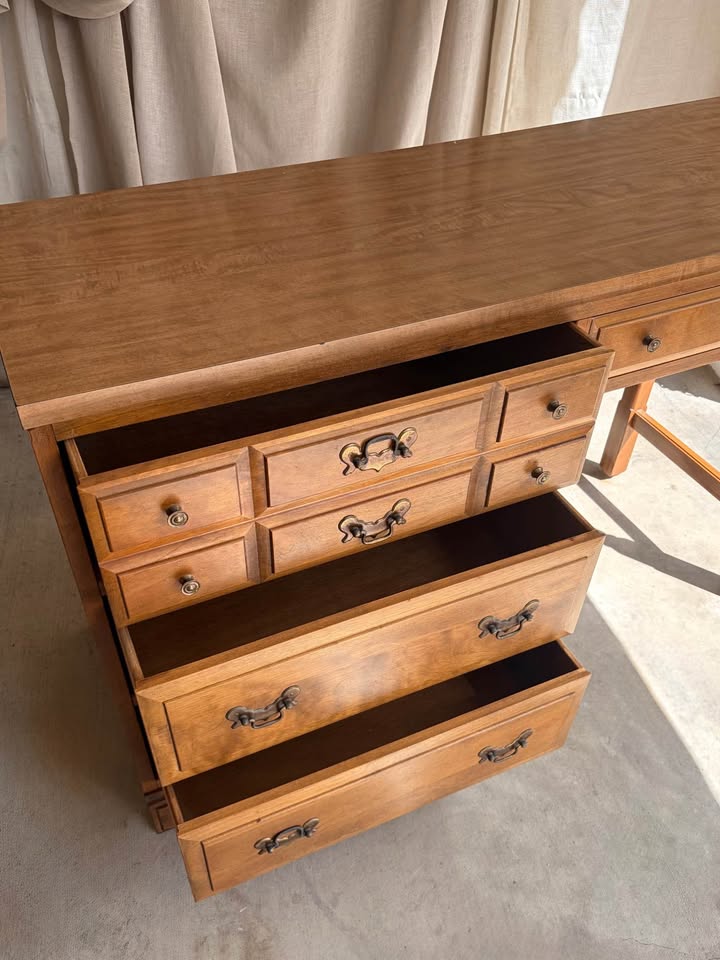 Ethan Allen Heirloom Nutmeg Maple Custom Room Plan Desk