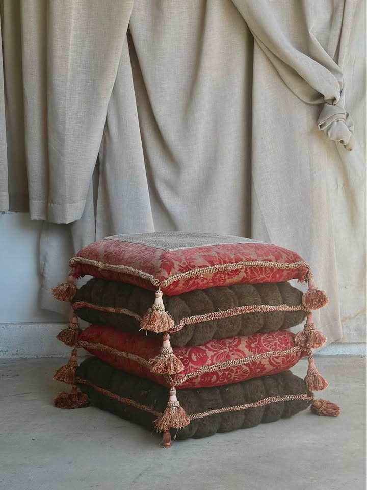 Vintage Stacked Cushion Effect Ottoman
