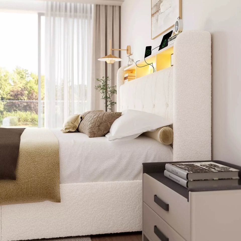 Upholstered Bouclé Storage Bed QUEEN